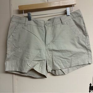 Columbia Shorts Tan size 14 Women
